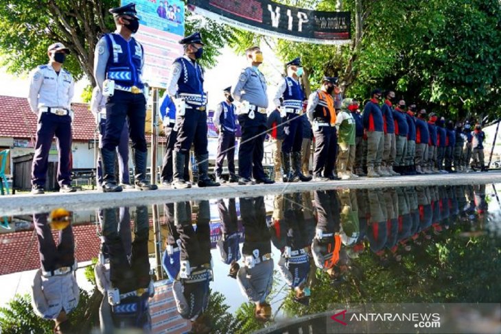 Foto - Simulasi pemberlakuan normal baru di Pasar Tapa