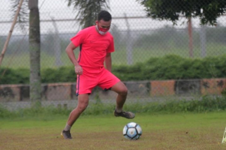 Bintang Barito, Rizky Pora sebut sepak bola tanpa penonton terasa hambar