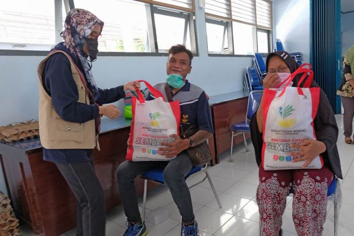 Bantuan sembako untuk penyandang disabilitas sensorik netra