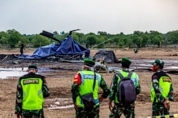 helikopter milik TNI-AD jatuh di Kendal