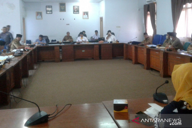 Pansus COVID-19 DPRD Rejang Lebong bantah cari kesalahan