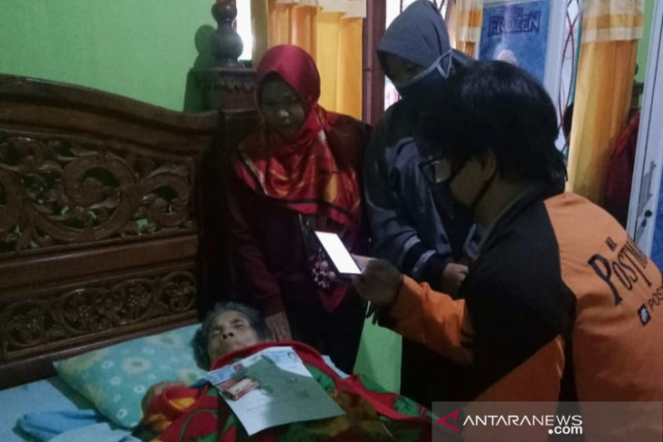 Pos Indonesia Pangkalpinang salurkan BST tahap dua
