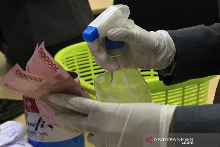Rupiah Rabu pagi bergerak menguat 52 poin