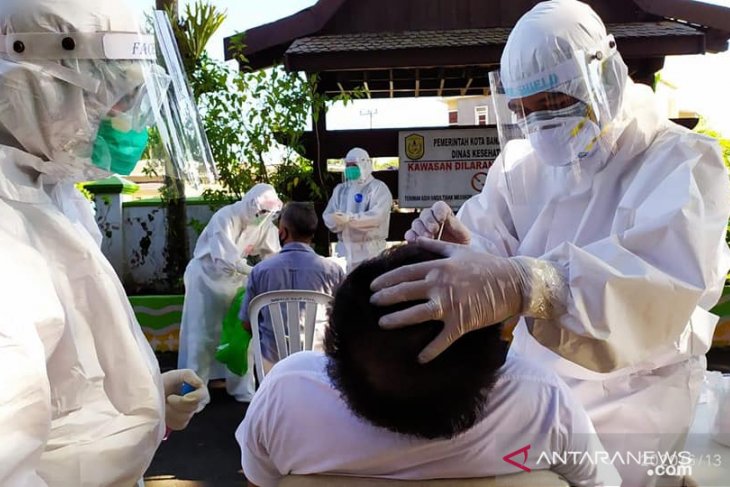 Mass swab test on 750 people, hopes to find the peak of COVID-19 curve