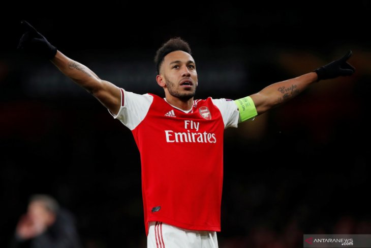 Pembahasan kontrak terhambat, Aubameyang salahkan petinggi Arsenal