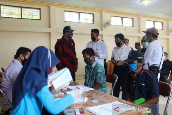 Pemkab Kulon Progo salurkan BST kepada 9.911 keluarga terdampak COVID-19