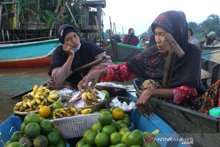 Pedagang Pasar Terapung Lok Baintan Mulai Ramai