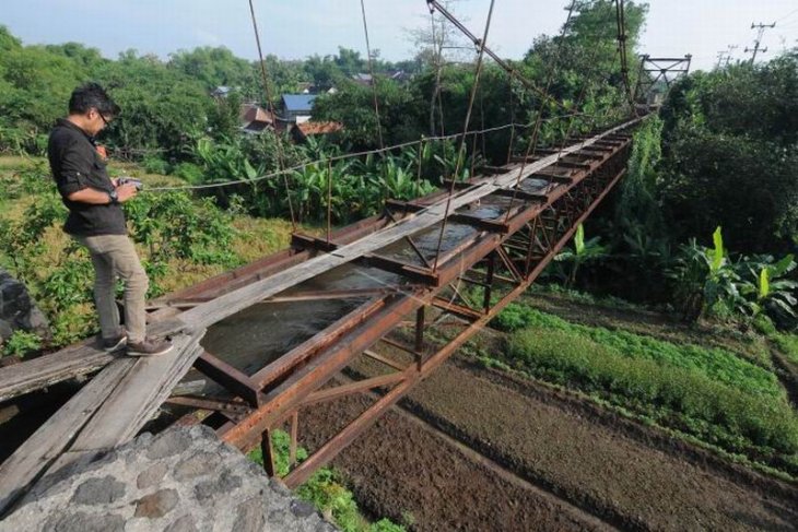 Jembatan irigasi zaman Belanda