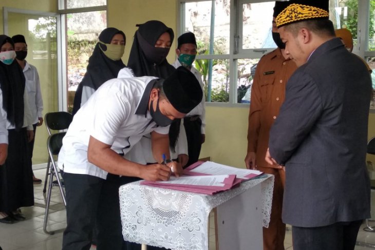 KPU Kabupaten Paser lantik 432 Panitia Pemungutan Suara