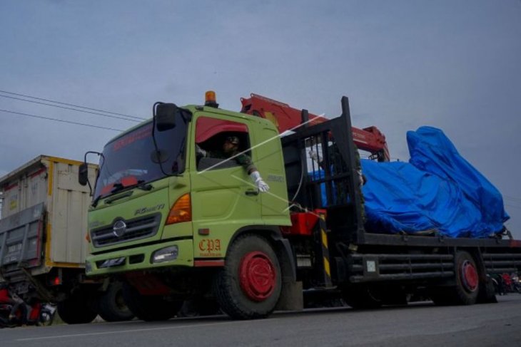 Evakuasi pesawat tempur TNI AU jatuh di Kampar