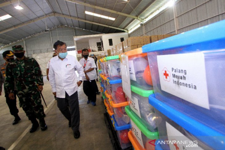 Jusuf Kalla seeks to add blood plasma equipment in South Kalimantan