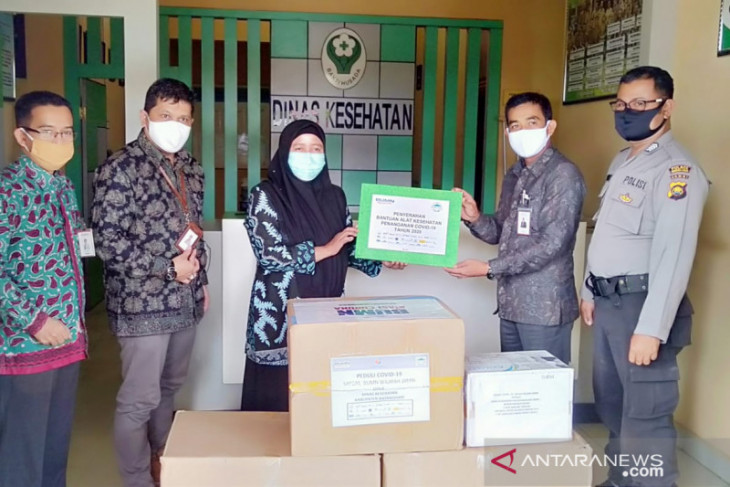 Satgas Bencana BUMN Jambi bantu APD ke Pemkab Batanghari