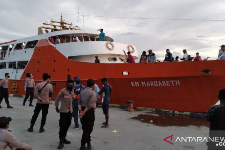 Jalur transportasi laut rute Wondama--Manokwari kembali dibuka