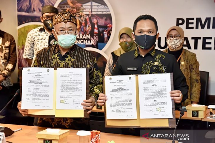 Pemkab Lumajang gandeng TNBTS kembangkan wisata Gunung Semeru