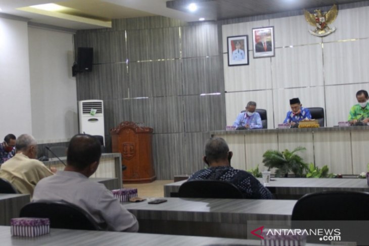 Gapensi audensi dengan Wabup HST terkait masalah jasa konstruksi