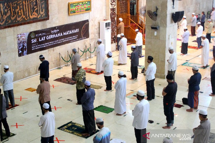 Shalat Gerhana Matahari Di Banjarmasin