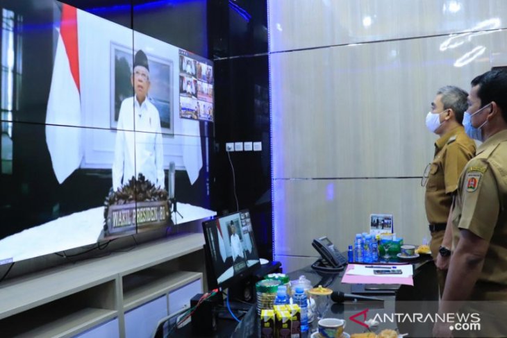 Wawali saksikan penganugerahan penghargaan lomba inovasi daerah