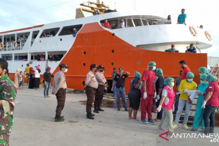 Pemkab Teluk Wondama mulai longgarkan akses transportasi