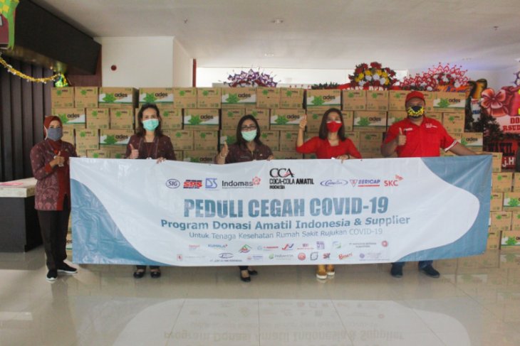 RS Rujukan COVID-19 di Indonesia terima bantuan 13.000 paket produk minuman CCAI