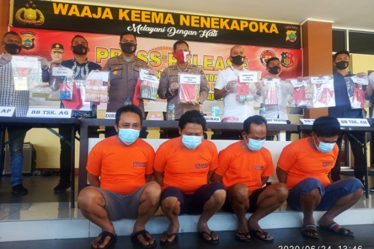 Polda Papua Barat bongkar sindikat penambangan emas di Pegaf