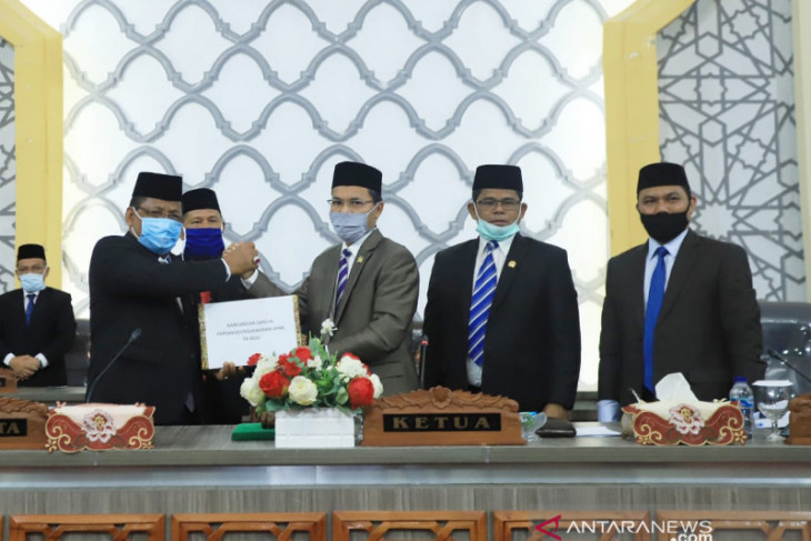 Wali kota Banda Aceh serahkan LPJ 2019 atas raihan opini WTP - ANTARA