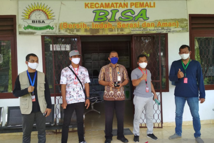 Sukarelawan sosialisasi penegakan disiplin protokol kesehatan
