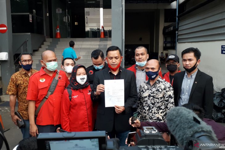 PDIP laporkan aksi pembakaran bendera partai ke Polda Metro Jaya