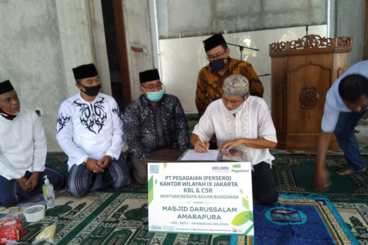 Pegadaian Salurkan Bantuan untuk Pembangunan Masjid Darussalam Perumahan Amarapura