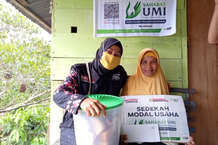 ACT Maluku terus berikan modal usaha bagi pedagang di Ambon