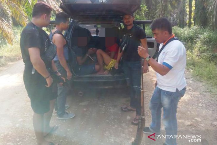 Kakak beradik pelaku pencuri ternak ditangkap saat ambil BLT