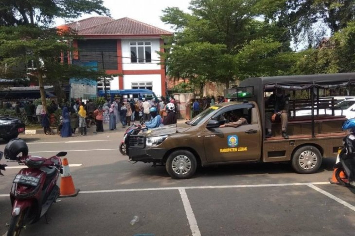 Pemkab Lebak tekan penyebaran COVID-19 melalui patroli gabungan