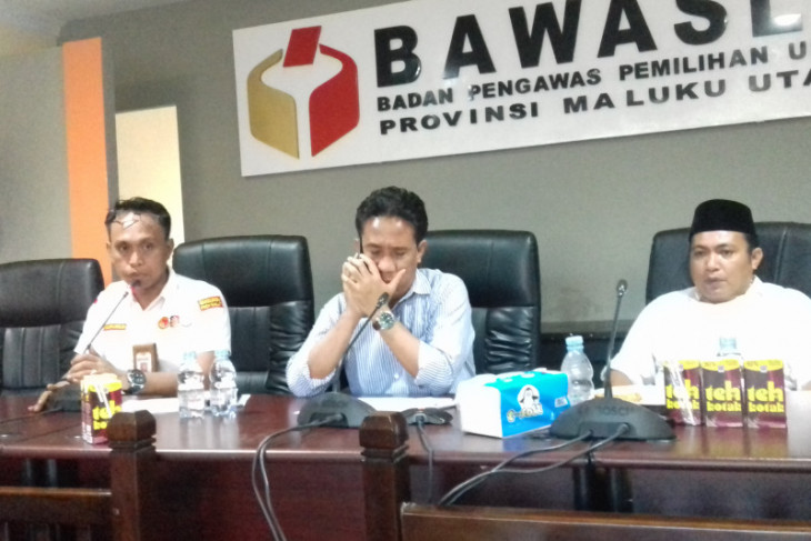 Bawaslu minta KPU Malut segera beri DP4 Pilkada 2020