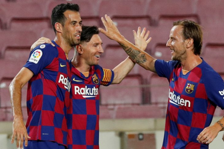 Busquets ajak Barca jalan terus meski kian sulit kejar Madrid