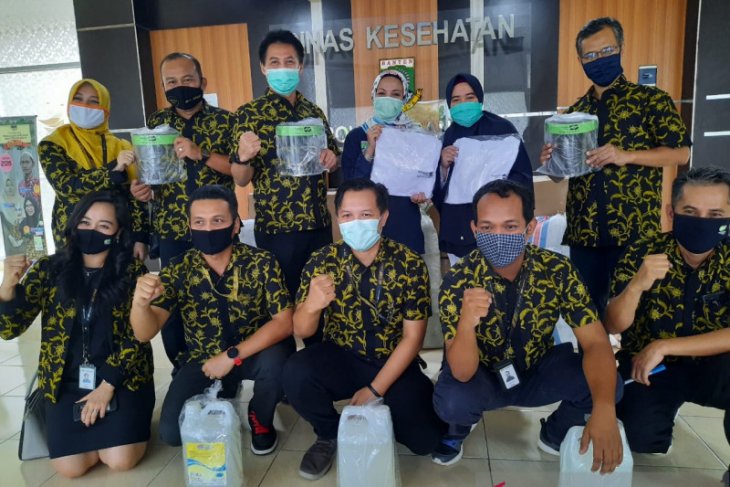 PT Pegadaian Kanwil IX Jakarta 2 Salurkan Bantuan ke Dinkes Banten .