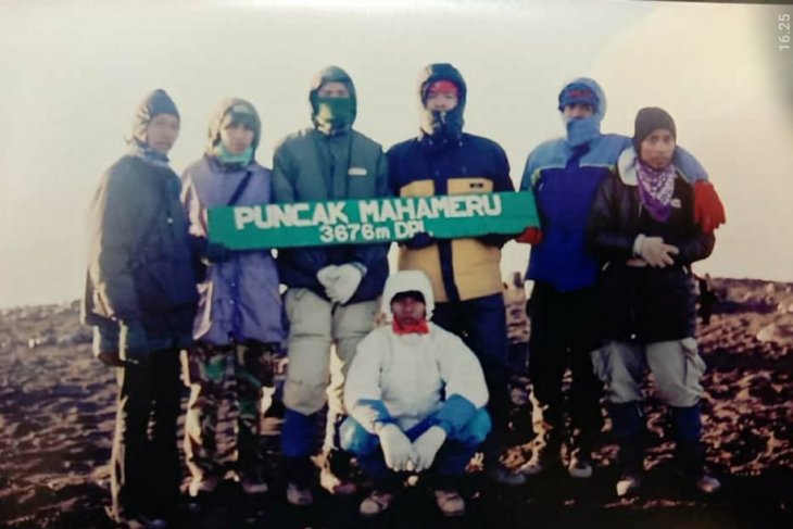 Semeru 3.676 mdpl