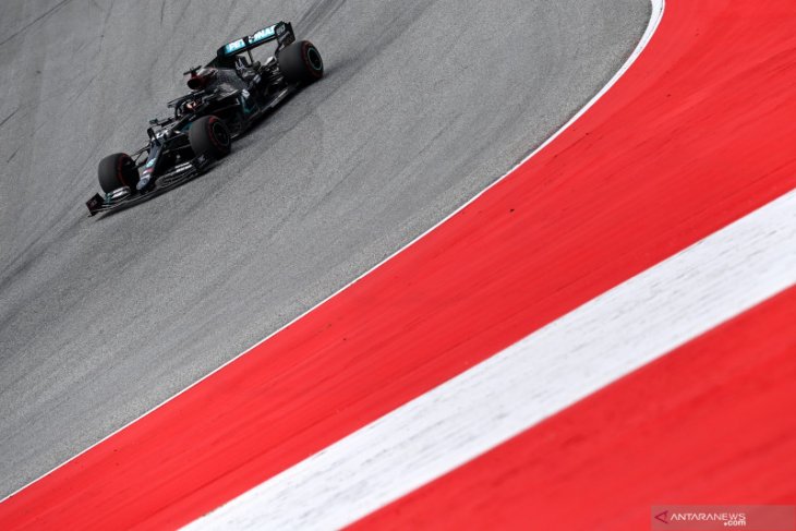 Lewis Hamilton tegaskan dominasi Mercedes di sesi latihan bebas GP Austria