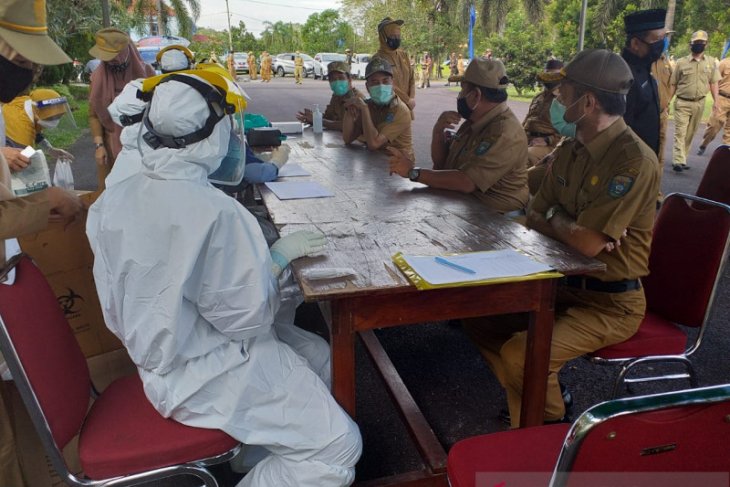 Wabup Bangka Selatan minta warga bijak sikapi informasi COVID-19