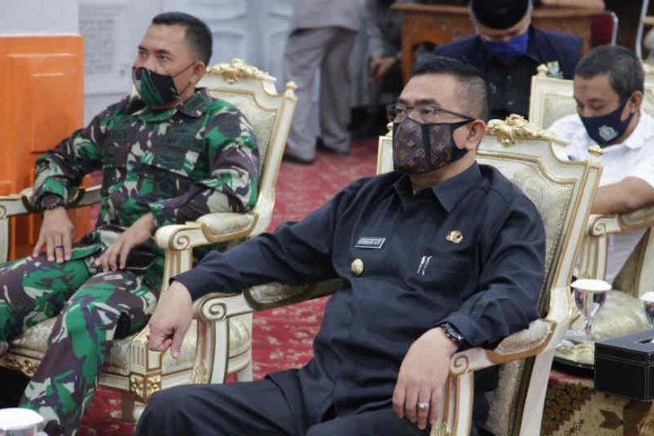 Satu keluarga di Cirebon terpapar COVID-19 setelah bepergian ke Jakarta