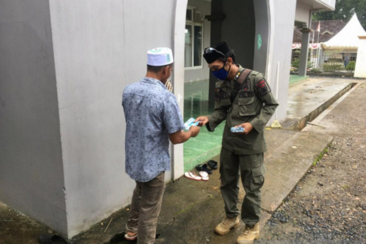 Satpol PP Tanah Bumbu ajak masyarakat disiplin terapkan protokol kesehatan