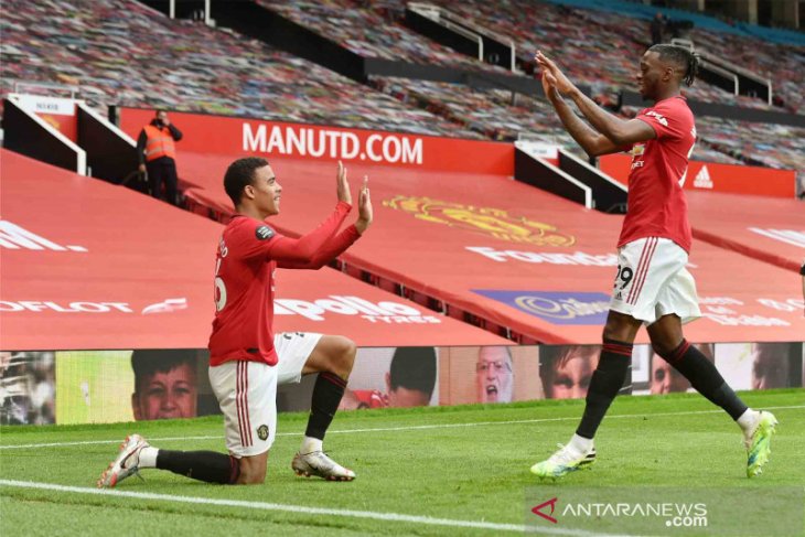 Bantai Bournemouth, MU rebut empat besar