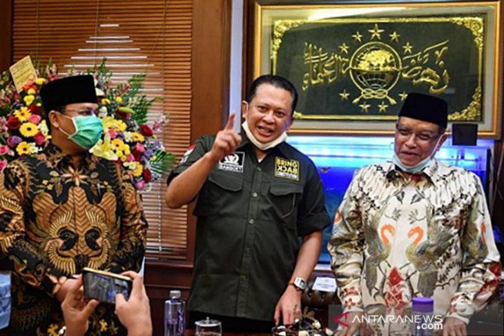 Mencermati sikap kritis NU dalam pilkada dan UU Cipta Kerja