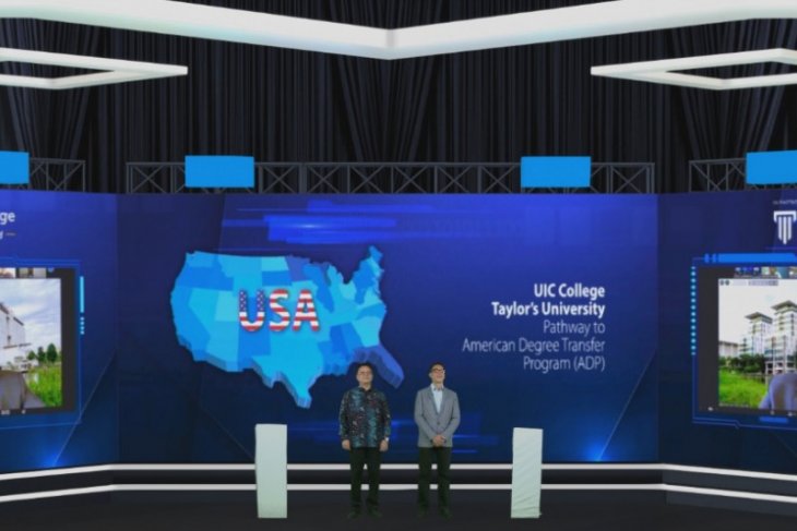 Program transfer gelar UIC College agar kuliah dengan aman di AS