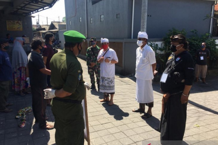 Kelurahan Ubung-Denpasar terapkan PKM mandiri cegah COVID-19