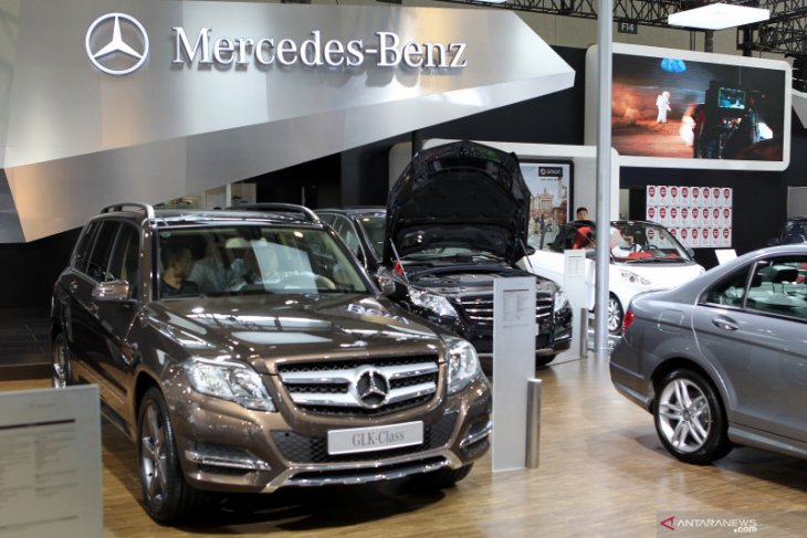 Mercedez tarik 668.954 mobil yang bocor bahan bakar