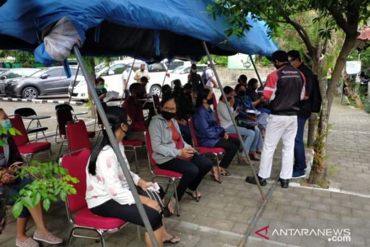 Ratusan PPDP Pilkada 2020 di Denpasar jalani tes cepat COVID-19