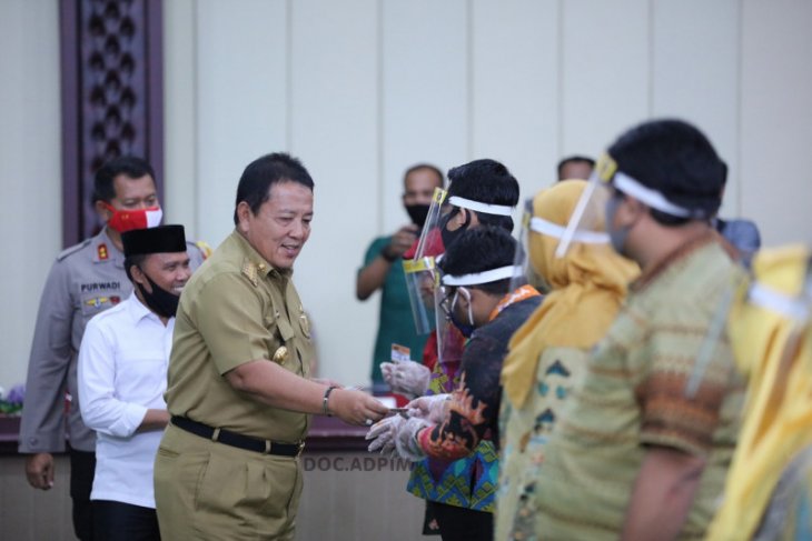 Tingkatkan kesejahteraan pendidik, Gubernur Lampung luncurkan Kartu Pendidik Berjaya