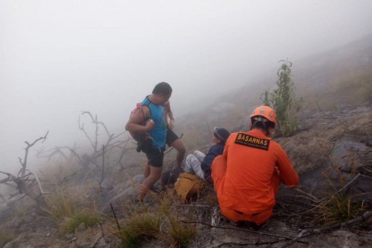 Dua pendaki Gunung Agung-Bali ditemukan selamat