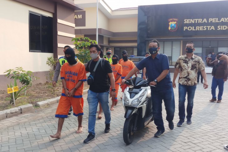Polresta Sidoarjo tangkap lima pelaku penganiayaan hingga korbannya tewas