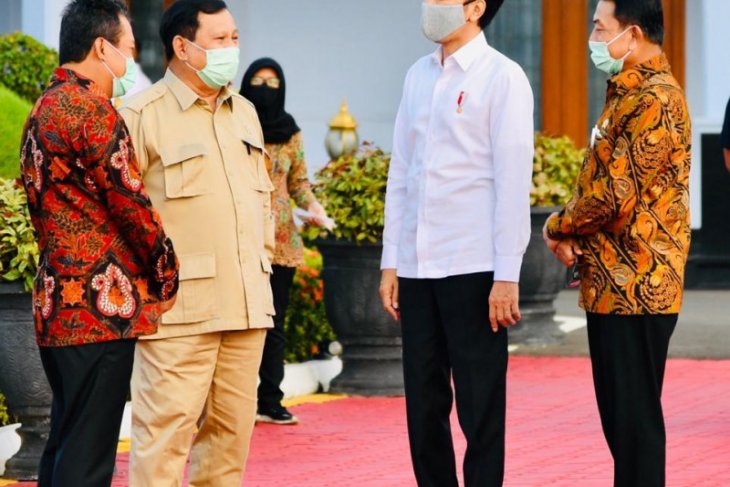 Presiden ke Kalteng meninjau Food Estate dan Posko Penanganan COVID-19
