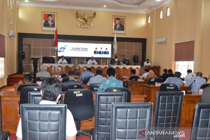 COVID-19 - DPRD Penajam Paser Utara pelajari penanggulangan sosial ekonomi Balangan